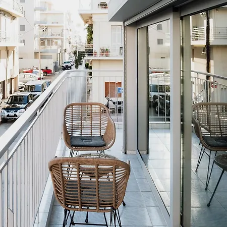 Appartement Luxury Beachfront In Modern, Spacious & Sea View Balcony