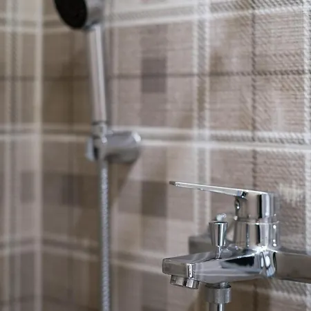 Luxury Beachfront In Modern, Spacious & Sea View Balcony