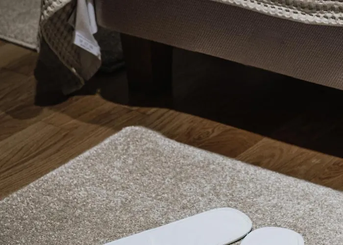 Apartment Luxury Beachfront In Modern, Spacious & Sea View Balcony