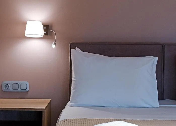 Apartment Luxury Beachfront In Modern, Spacious & Sea View Balcony